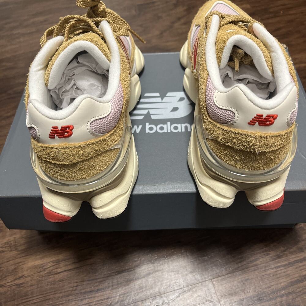 New Balance 9060 Beige Pink Sneakers Women’s Size 8 New With Box - Picture 6 of 7
